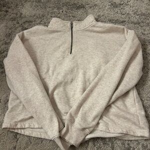 Old Navy Cream Sweater Size Kids 14/16